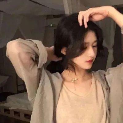 头顶迷你气泡，奶萌团宠人见人爱